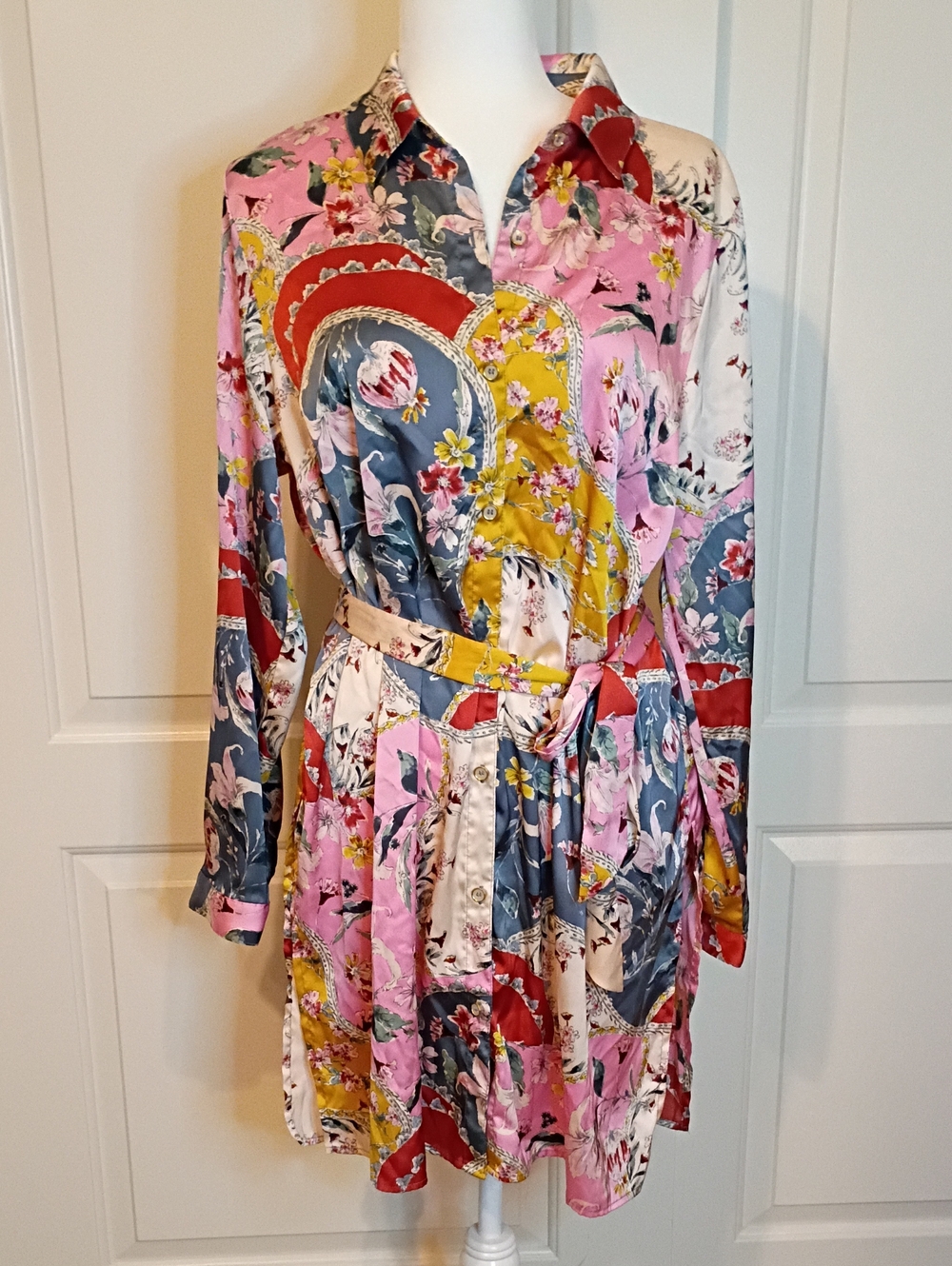 Susan Graver Floral Print Shirt Dress Button Down Size Medium